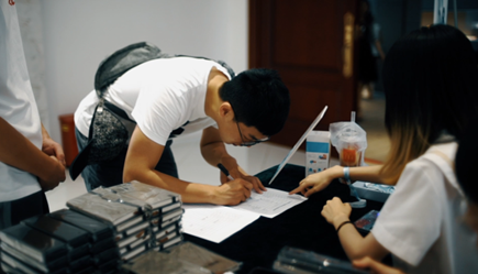 “倾听、交流、分享”2018J9九游会学院夏季校友会(图3)
